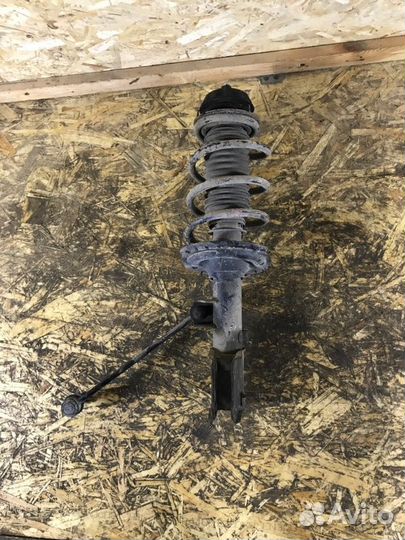 Амортизатор передний левый Hyundai Solaris