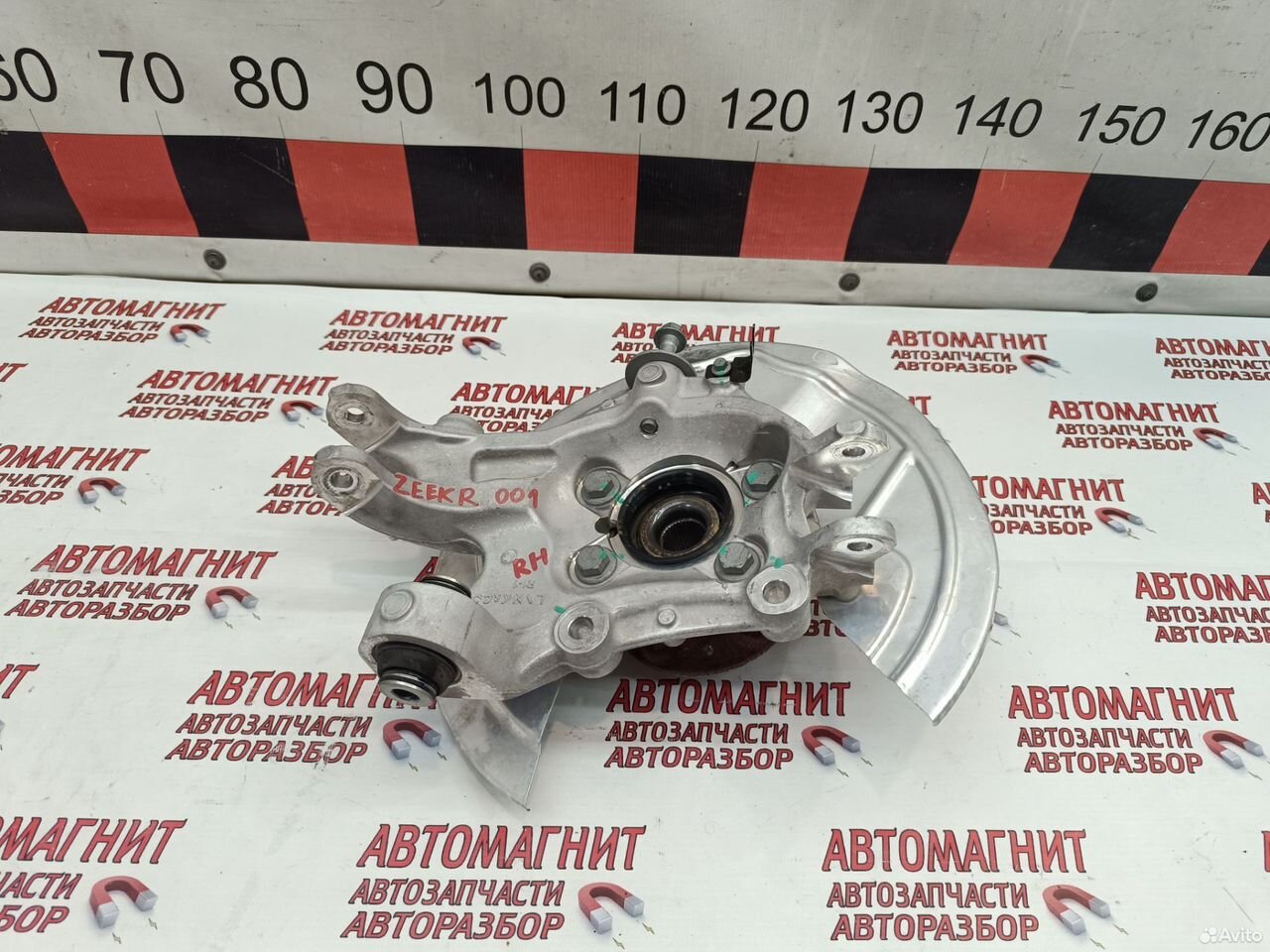 Кулак цапфа задняя правая Zeekr 001 Зикер 001