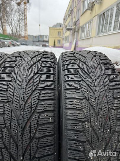 Nokian Tyres Hakkapeliitta R 235/60 R18
