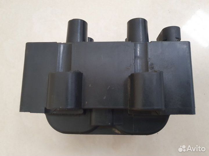 Катушка зажигания Renault Symbol LB K7M 710 2002