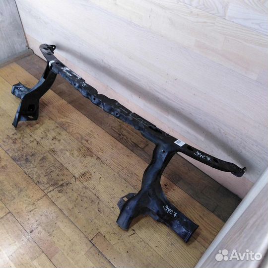 Передняя панель телевизор Volkswagen Transporter T