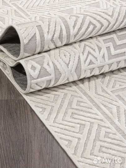 Ковер вискозный 1,6*2,3 м