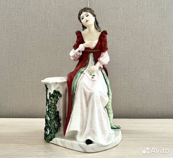 Royal Doulton. Статуэтка