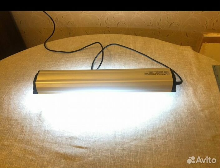 Лампа. Можно использовать для животных