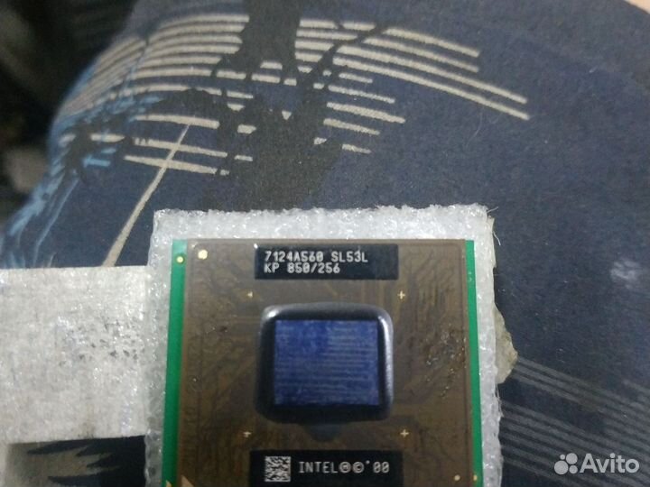 Процессор Intel Mobile Pentium III 850 мгц