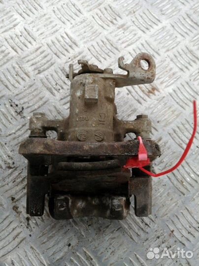 Суппорт задний левый Renault Megane 3 KZ0U 1.6 K4M