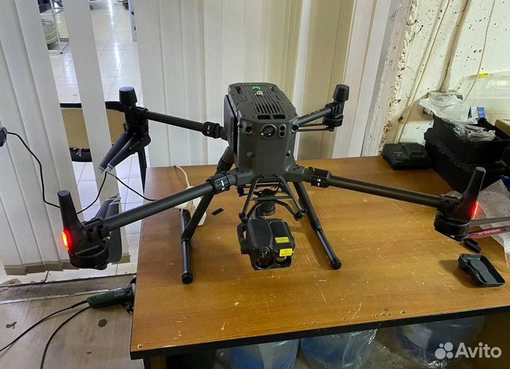 Квадрокоптер DJI Matrice 300 RTK H20T Combo 1.1
