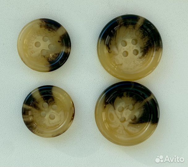 Оригинальные пуговицы Burberry