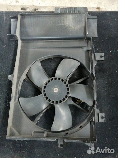 Диффузор радиатора Nissan Note E11