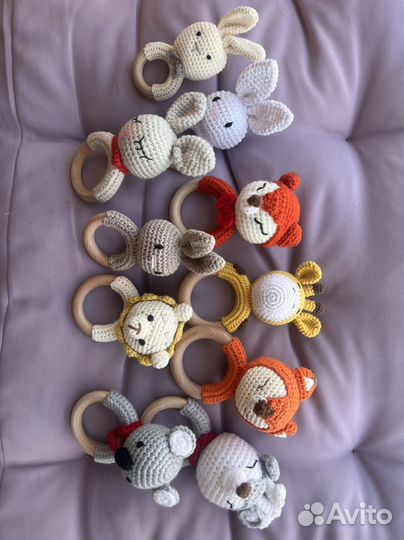 Погремушка вязаная