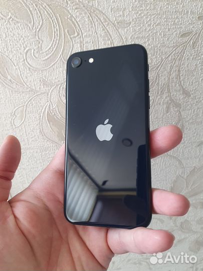 iPhone SE (2022), 64 ГБ