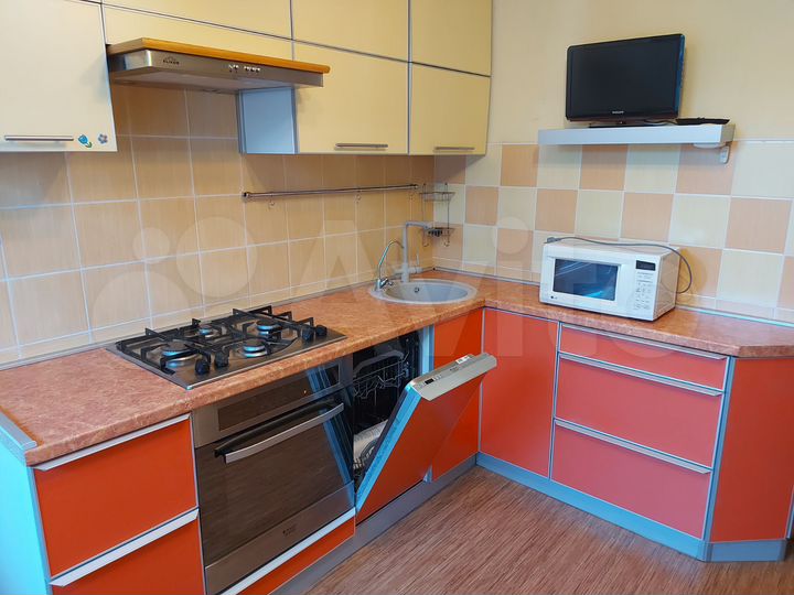 3-к. квартира, 69 м², 2/9 эт.