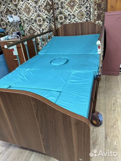 Кровать для ухода за лежачими больными