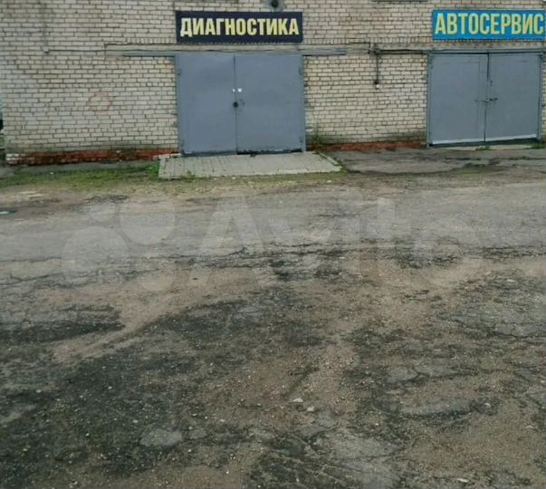 Гараж, > 30 м²