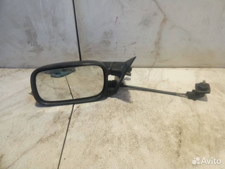 Зеркало наружное левое Volkswagen Passat B3 1990