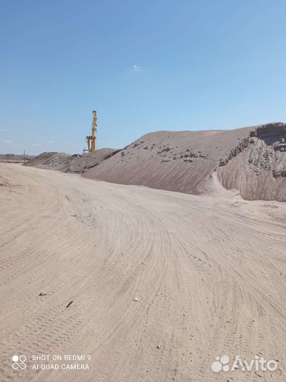 Песок. Щeбень.Перегной. Земля плодородная