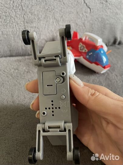 Щенячий патруль Райдер на скейте и самолет