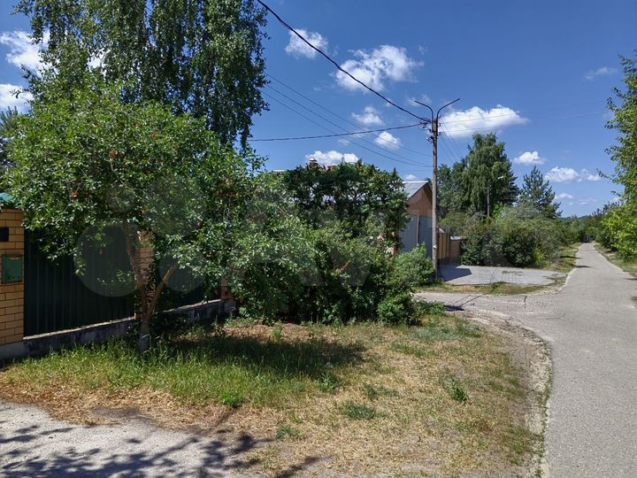 Дом 16 м² на участке 7 сот.