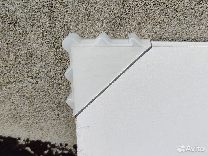 Уголки для защиты листовых материалов от сколов