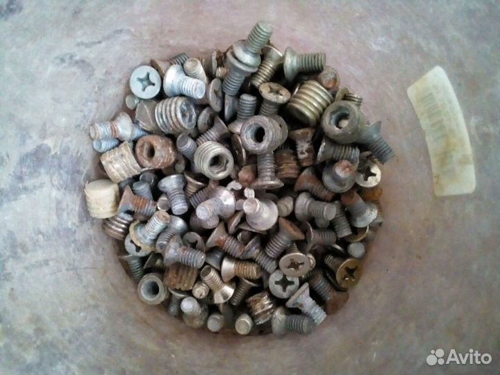 Мебельная фарнитура