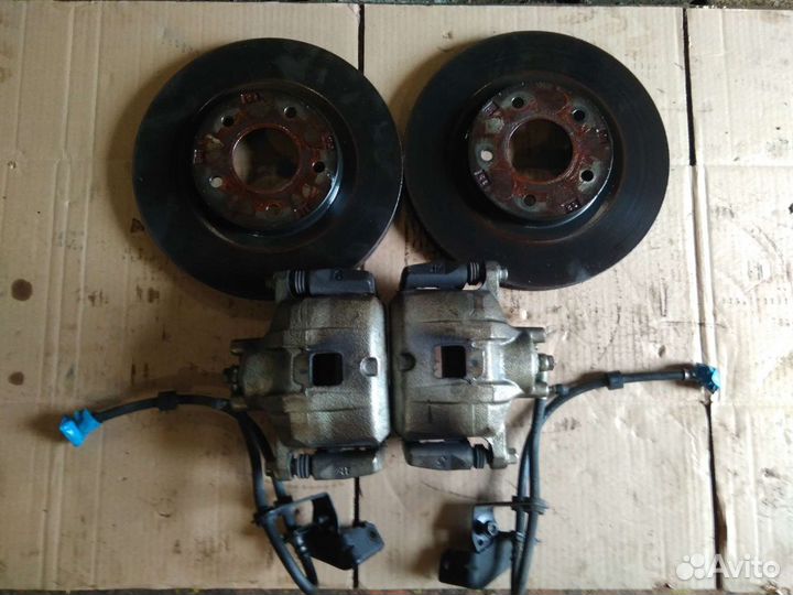 Тормоза лансер 10