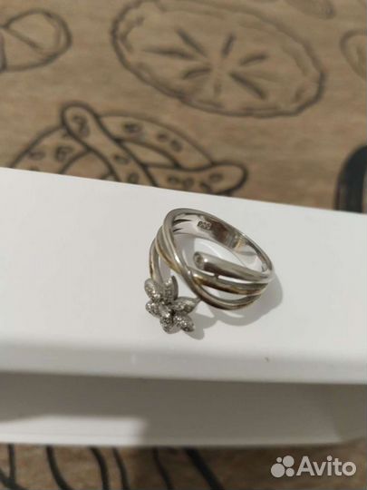 Серебряное кольцо и кулон