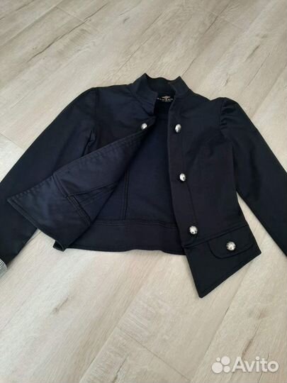 Пиджак для школы. размер 32
