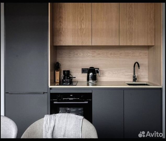 Кухня с барной стойкой