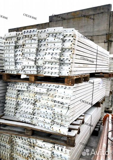 Стеллажи фронтальные Кифато б/у лот 1532