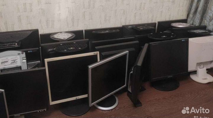 Мониторы 15 17 18,5 19