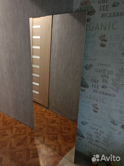 Зеркало настенное