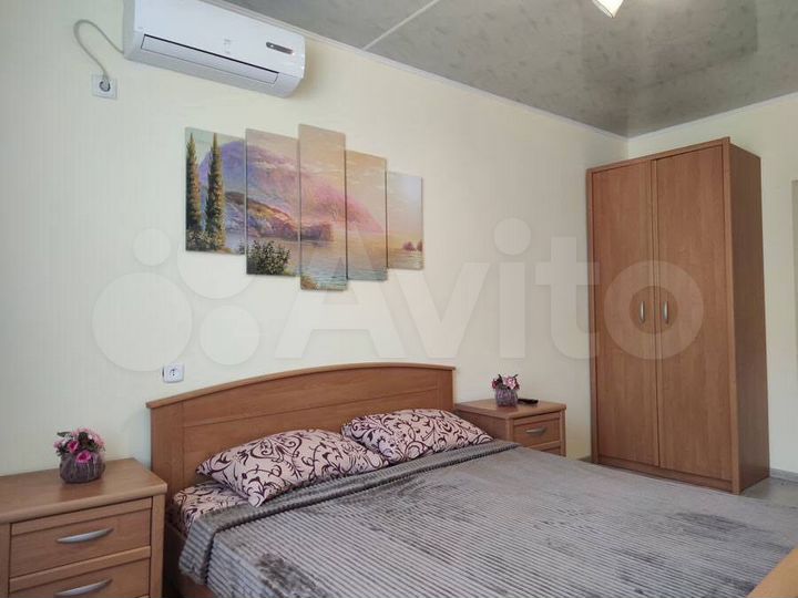 Комната 40 м², 2/2 эт.