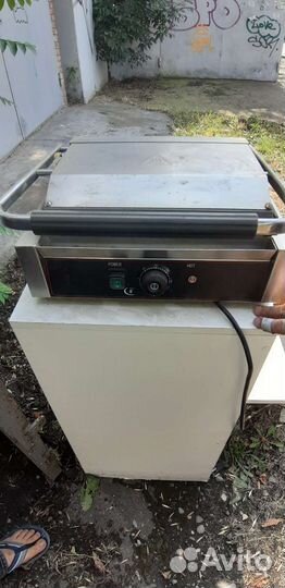 Гриль контактный бу