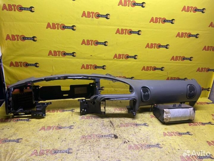 Парприз Dodge Caravan EFA 2000