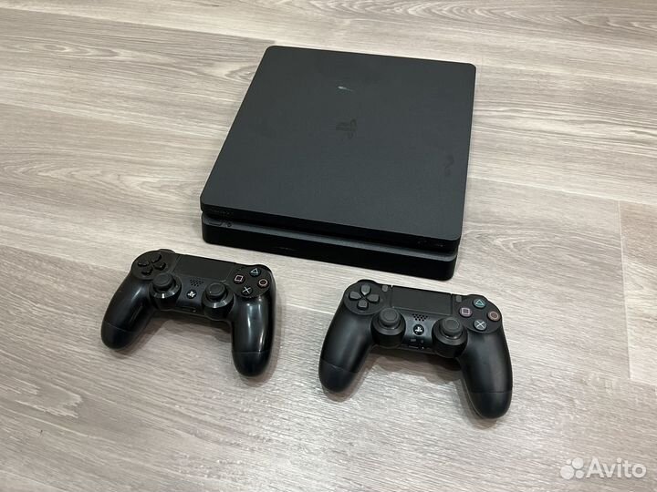 Sony playstation 4 slim 1tb - UFC 4