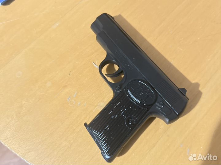 Пистолет