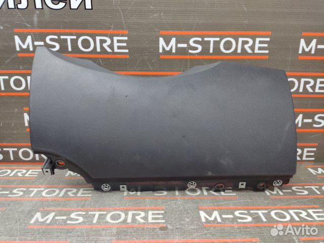 Накладка под руль передняя правая Bmw 7-Series E65