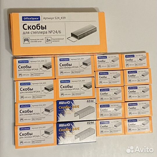 Скобы для степлера и бумага для записей