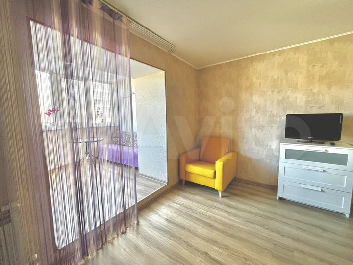 2-к. квартира, 63 м², 2/10 эт.