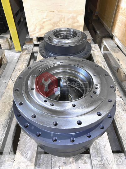 Редуктор хода EC140BLC SA8230-33470