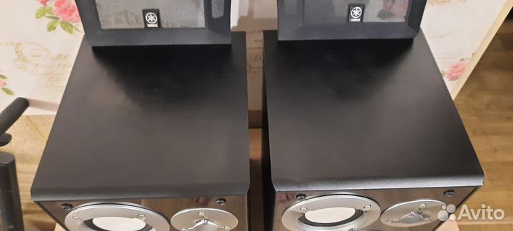 Акустические колонки Yamaha NS-6490