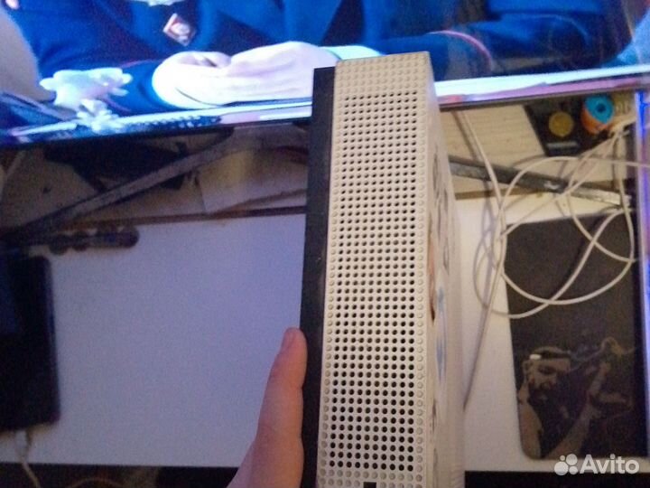 Xbox one s 1tb с играми