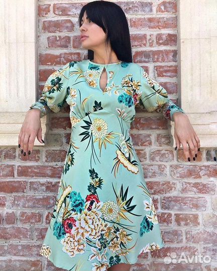 Нежное шелковое платье новое S(42)