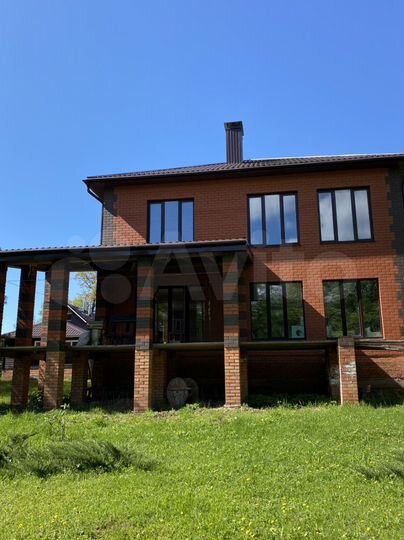 Дом 300 м² на участке 53 сот.