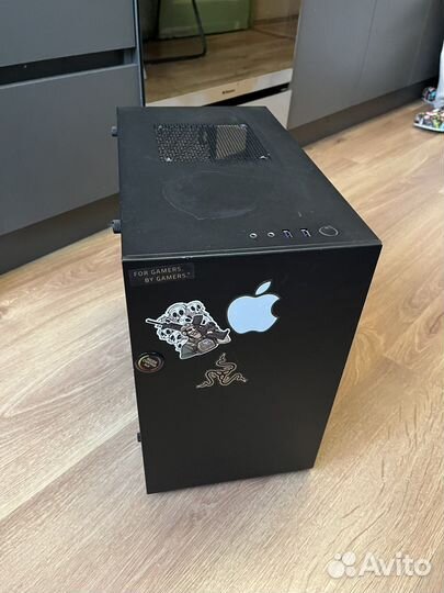 Компьютерный корпус nzxt H200