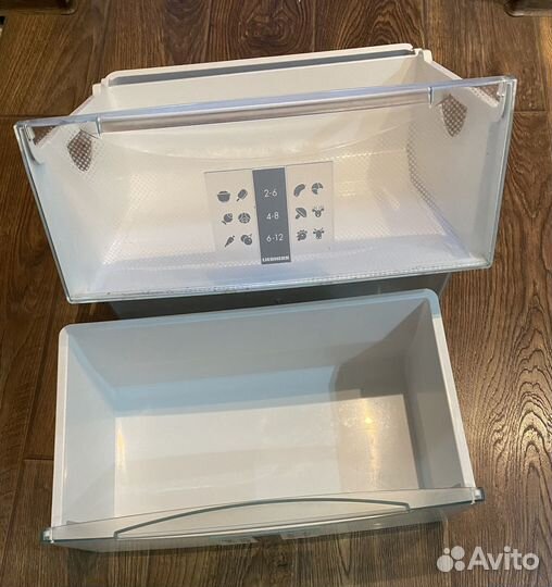 Liebherr ящики полки запчасти