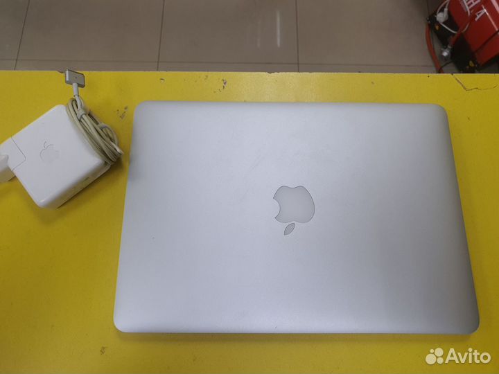 Apple MacBook Pro 13 retina 2015(L43)