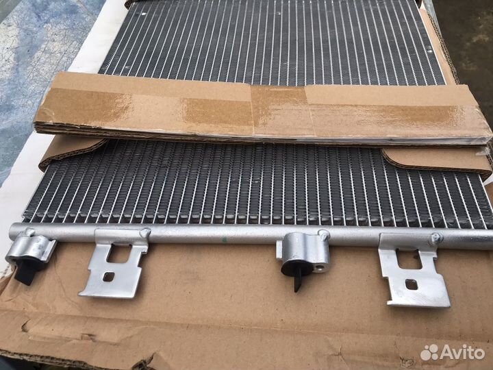 Радиаторы кондиционера Renaul Logan/Sandero