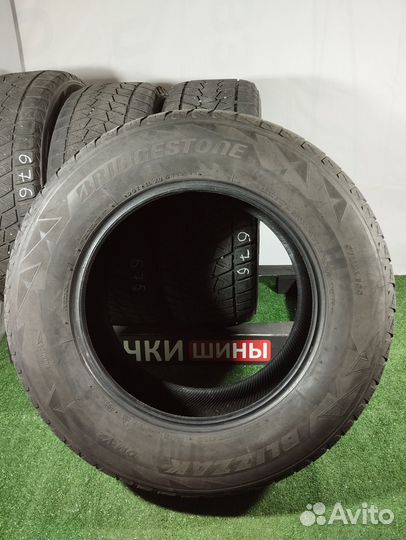 Bridgestone Blizzak DM-V2 285/60 R18