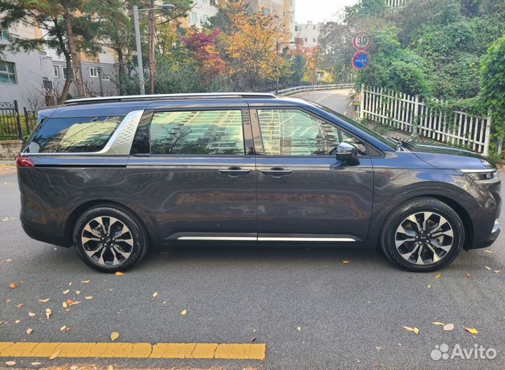 Kia Carnival 2.2 AT, 2022, 41 854 км